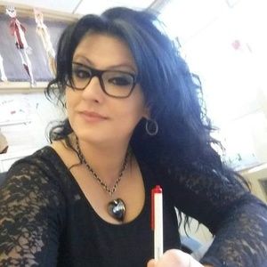 Meet your Posher, Monica